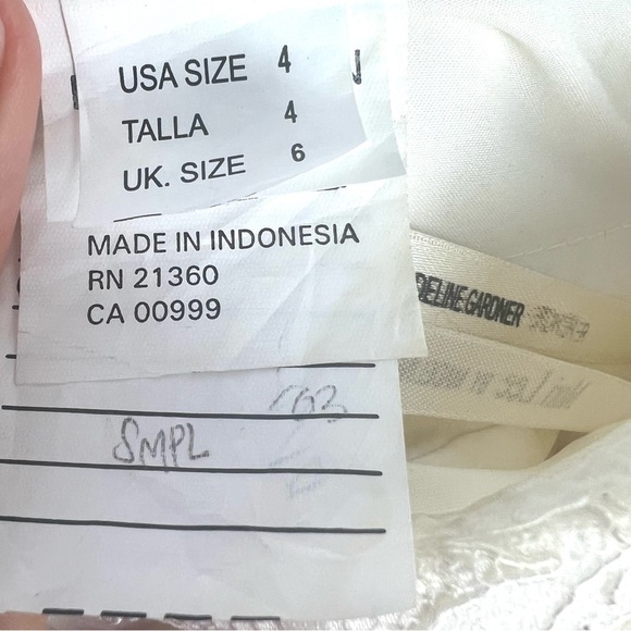 Lace Morilee Bridesmaid Dress with Sweetheart Neckline and Button Back size 4 - Picture 7 of 11